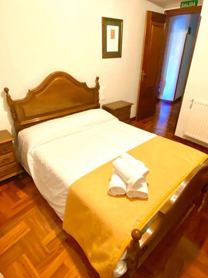 Hostal Cristina Estella Kültér fotó